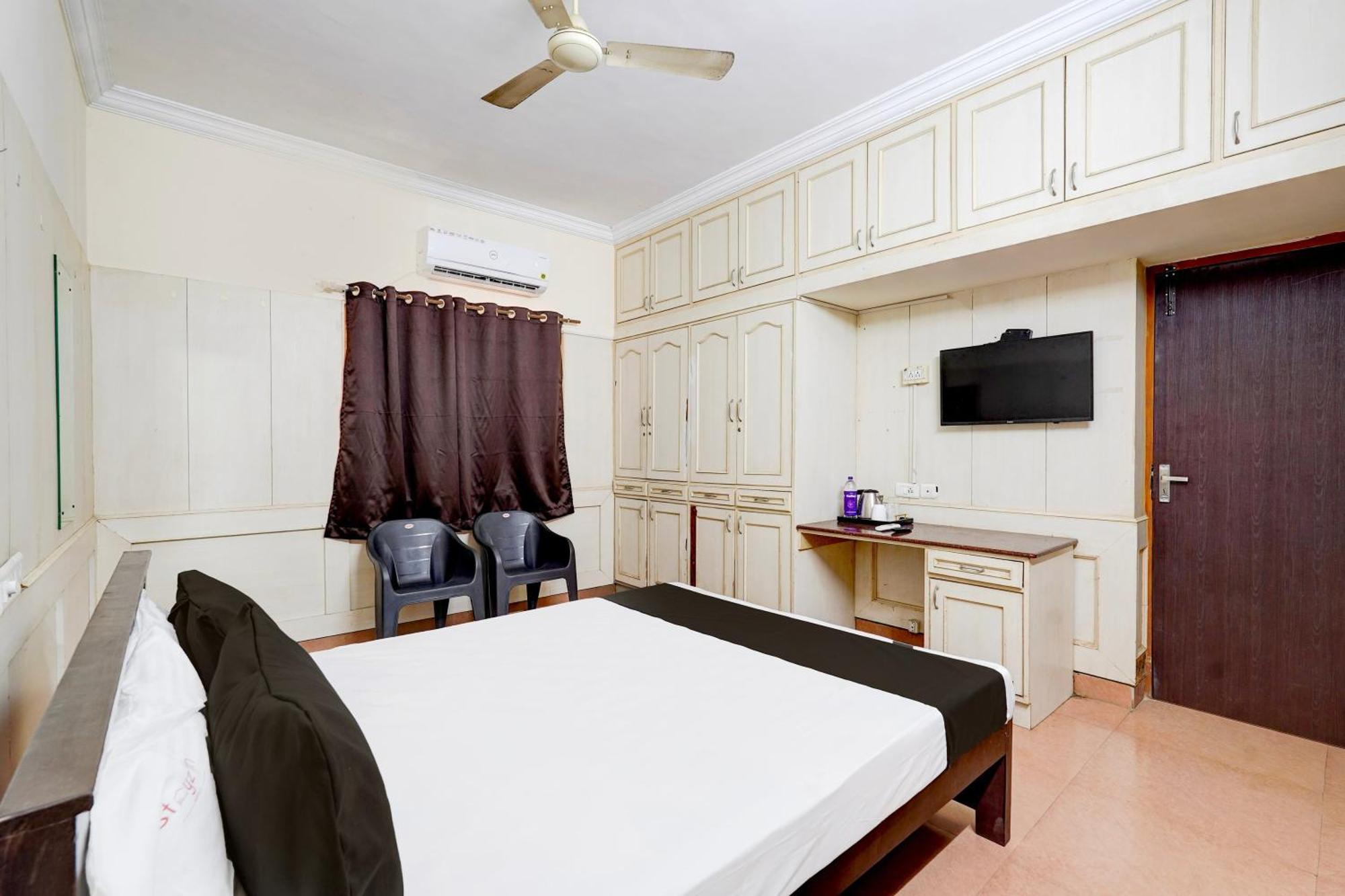 Hotel O Nest Inn Ченнаи Экстерьер фото
